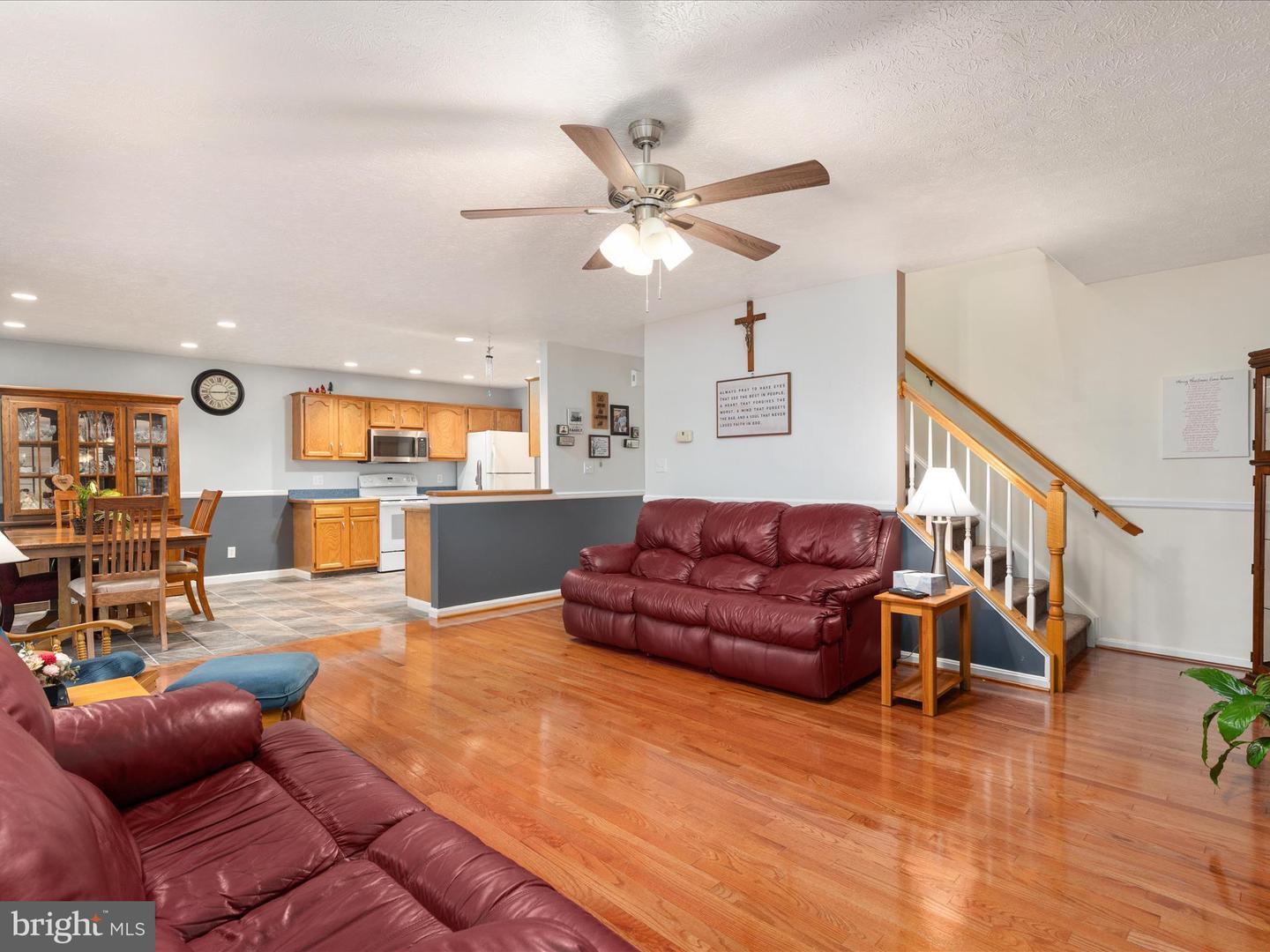31 WESTMINSTER DR, FRONT ROYAL, Virginia 22630, 3 Bedrooms Bedrooms, ,3 BathroomsBathrooms,Residential,For sale,31 WESTMINSTER DR,VAWR2011548 MLS # VAWR2011548