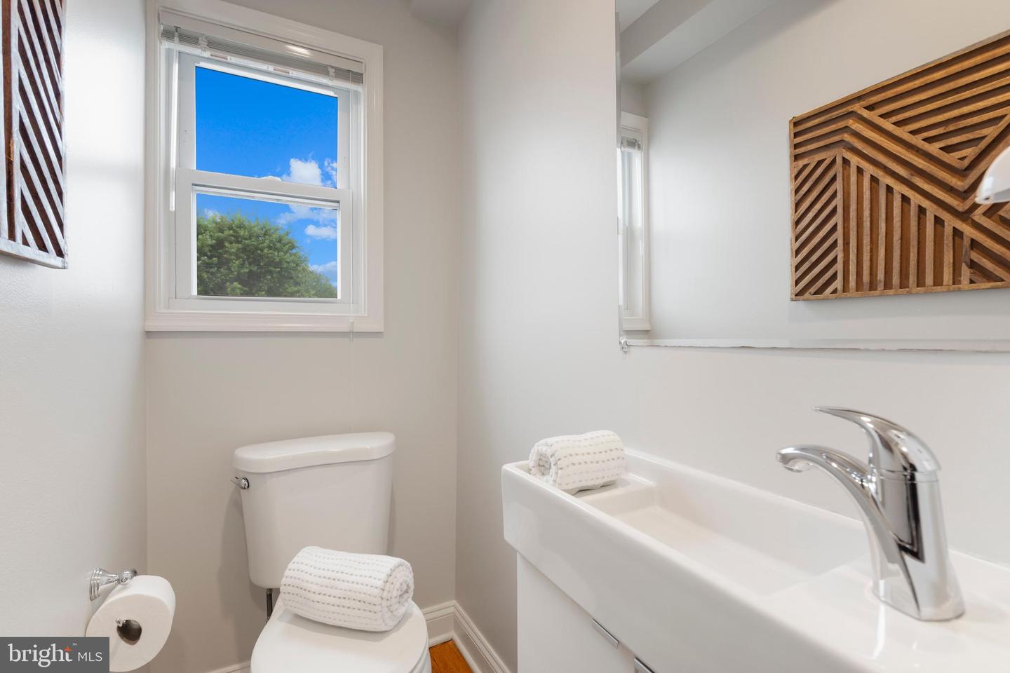 5515 CHILLUM PL NE, WASHINGTON, District Of Columbia 20011, 3 Bedrooms Bedrooms, ,2 BathroomsBathrooms,Residential,For sale,5515 CHILLUM PL NE,DCDC2206980 MLS # DCDC2206980