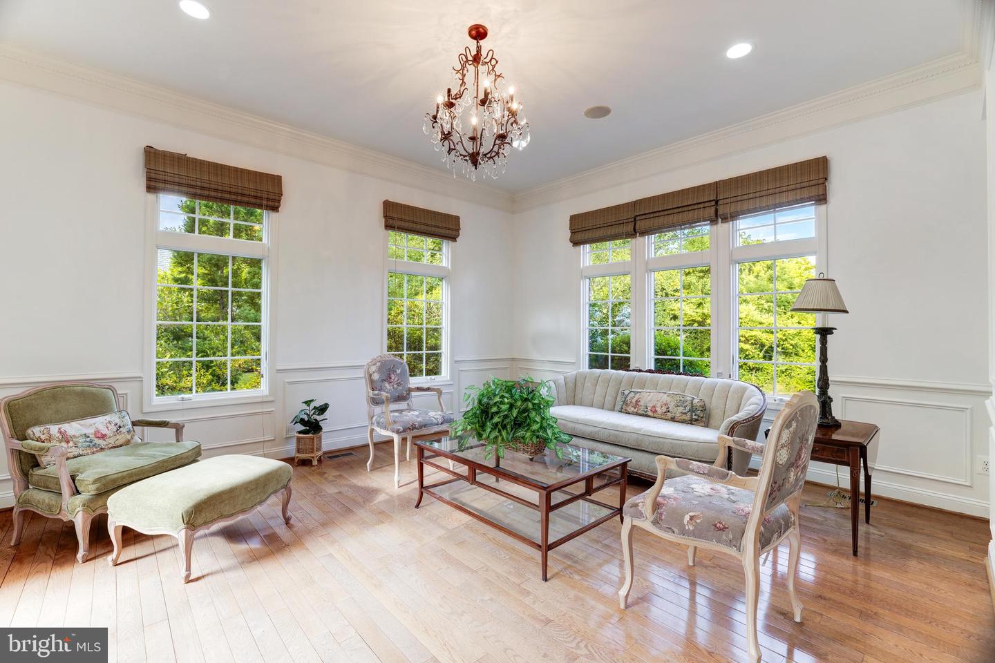 6318 GEORGETOWN PIKE, MCLEAN, Virginia 22101, 6 Bedrooms Bedrooms, ,6 BathroomsBathrooms,Residential,For sale,6318 GEORGETOWN PIKE,VAFX2249404 MLS # VAFX2249404