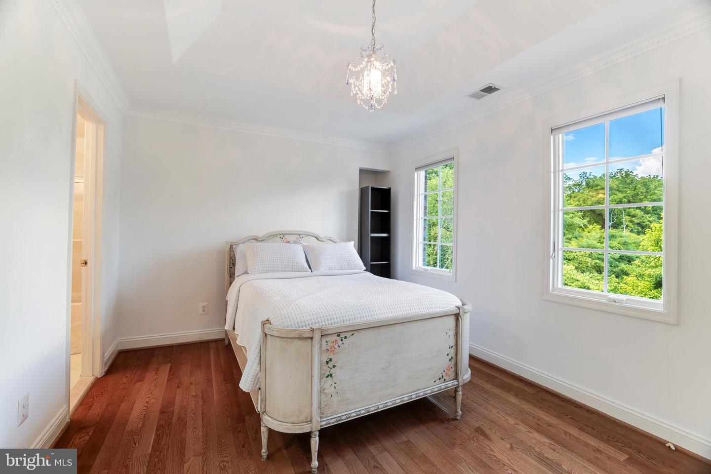6318 GEORGETOWN PIKE, MCLEAN, Virginia 22101, 6 Bedrooms Bedrooms, ,6 BathroomsBathrooms,Residential,For sale,6318 GEORGETOWN PIKE,VAFX2249404 MLS # VAFX2249404