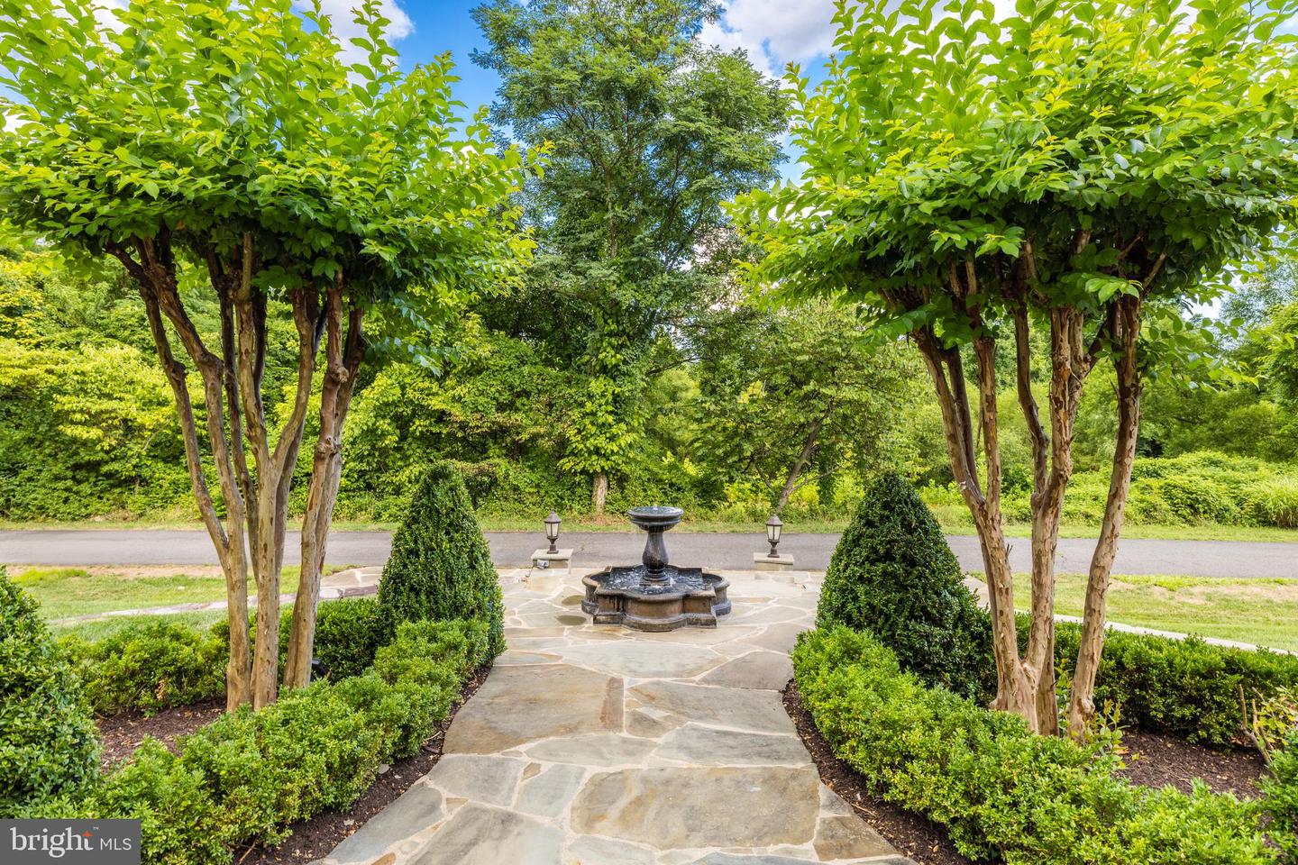 6318 GEORGETOWN PIKE, MCLEAN, Virginia 22101, 6 Bedrooms Bedrooms, ,6 BathroomsBathrooms,Residential,For sale,6318 GEORGETOWN PIKE,VAFX2249404 MLS # VAFX2249404