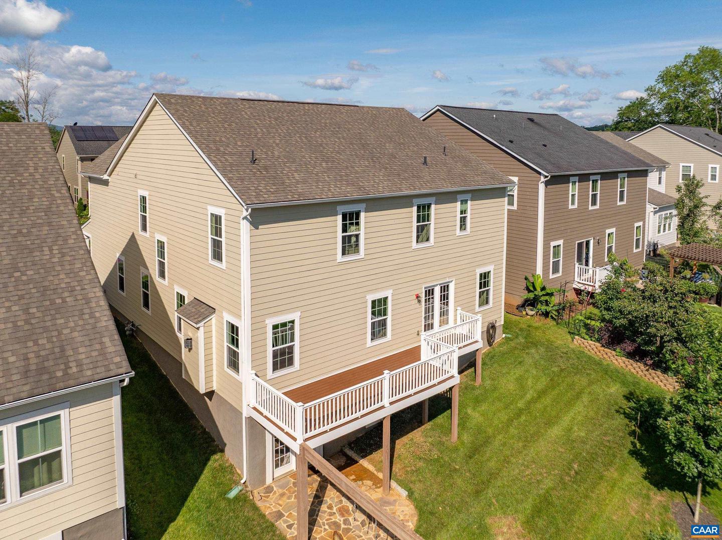 1622 FOWLER RIDGE CT, CHARLOTTESVILLE, Virginia 22901, 4 Bedrooms Bedrooms, ,4 BathroomsBathrooms,Residential,For sale,1622 FOWLER RIDGE CT,665980 MLS # 665980