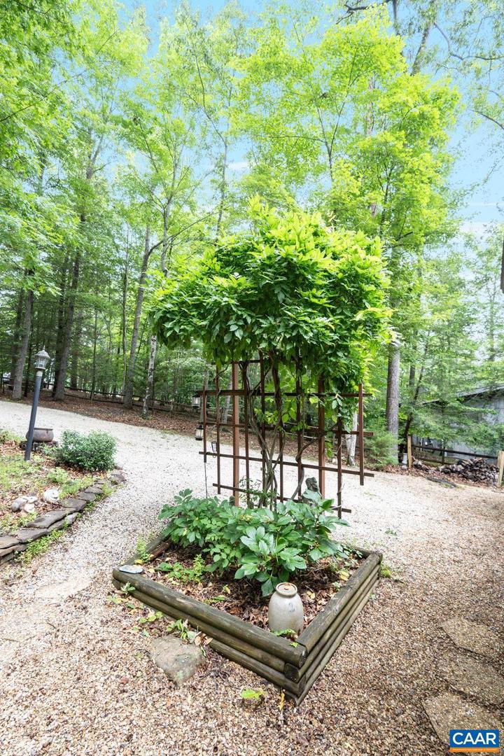 19 PIEDMONT LN, PALMYRA, Virginia 22963, 5 Bedrooms Bedrooms, ,4 BathroomsBathrooms,Residential,For sale,19 PIEDMONT LN,665992 MLS # 665992