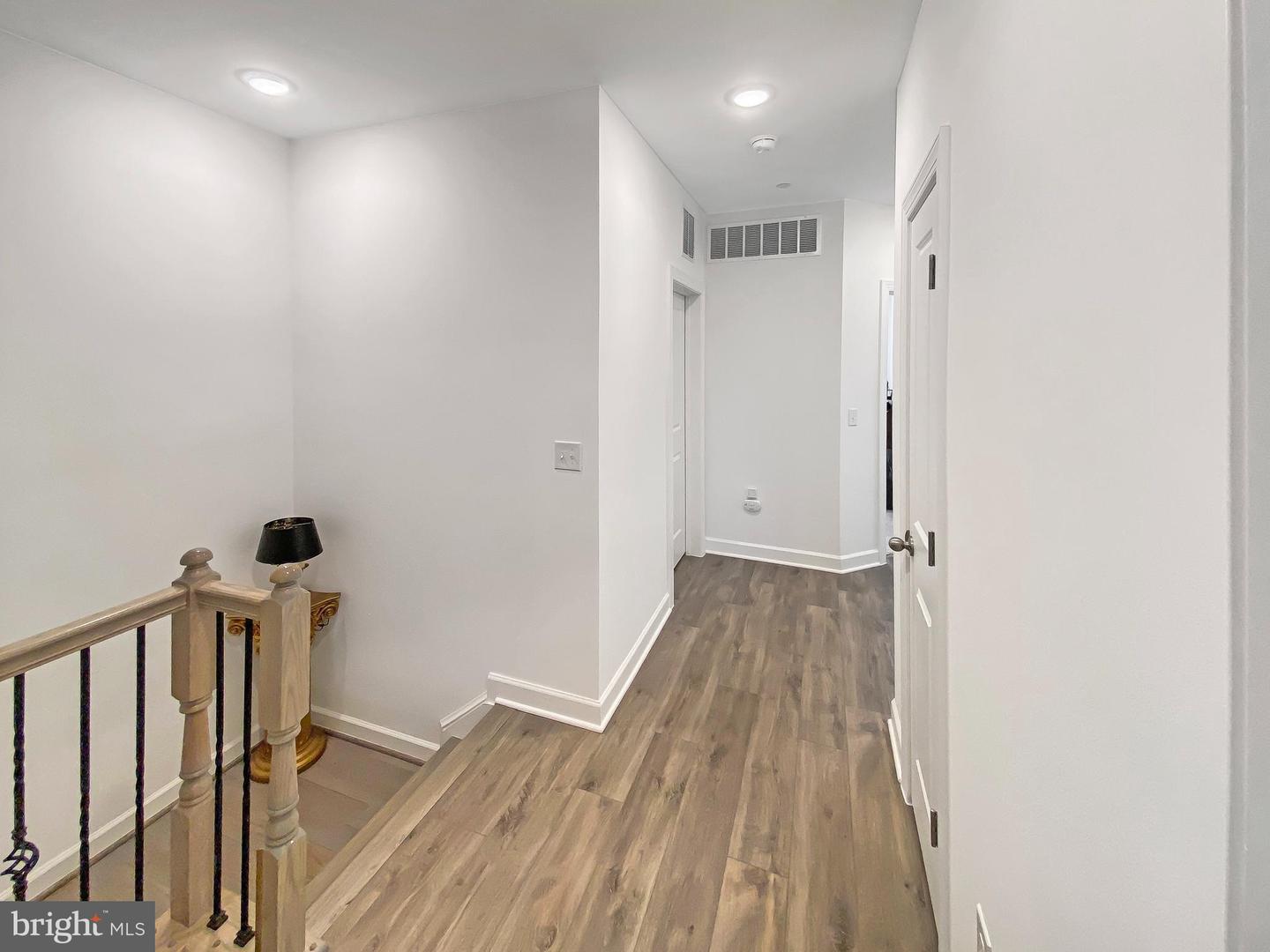 14344 YESLER AVE #5, CHANTILLY, Virginia 20151, 3 Bedrooms Bedrooms, ,2 BathroomsBathrooms,Residential,For sale,14344 YESLER AVE #5,VAFX2249454 MLS # VAFX2249454
