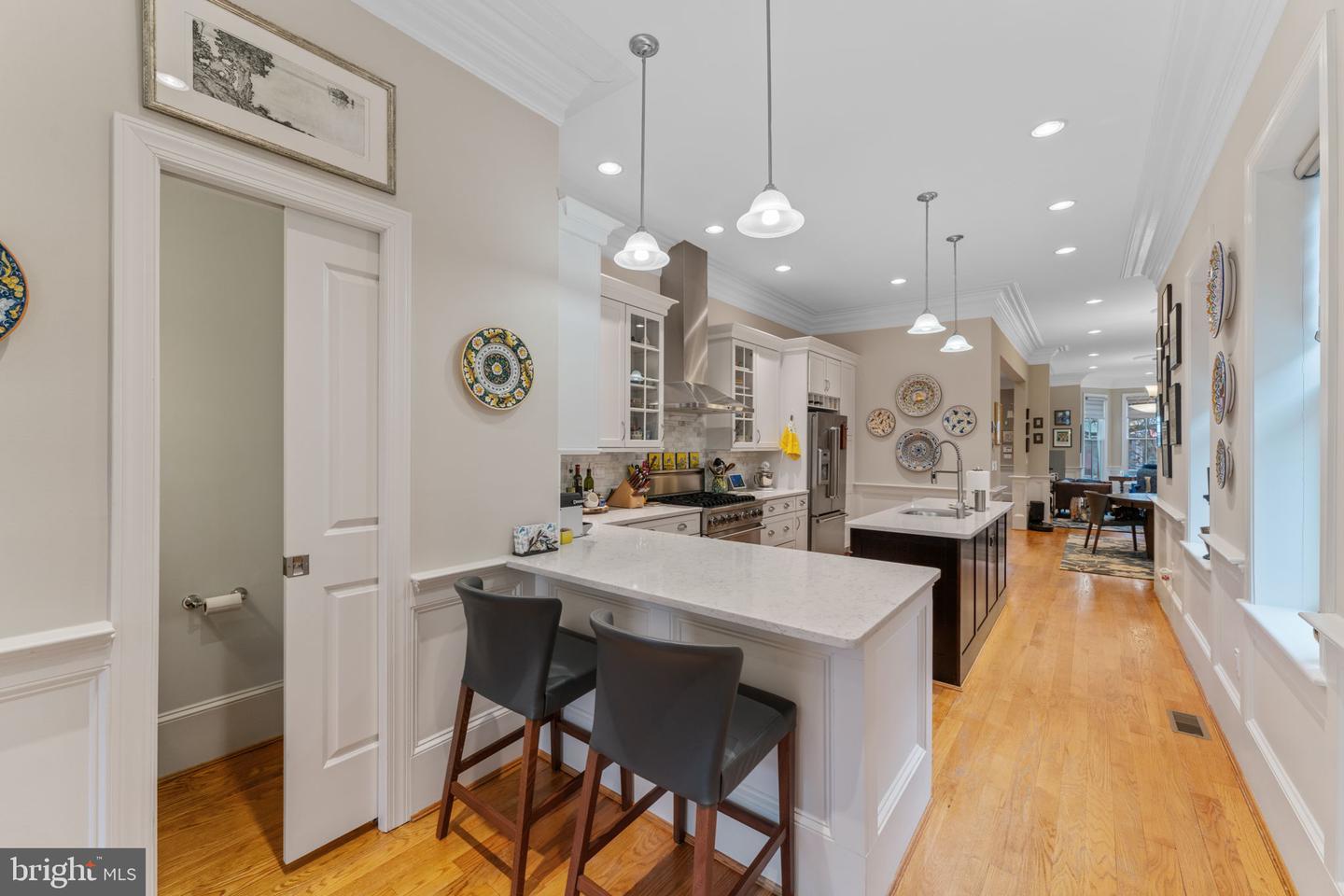 1530 15TH ST NW, WASHINGTON, District Of Columbia 20005, 4 Bedrooms Bedrooms, ,3 BathroomsBathrooms,Residential,For sale,1530 15TH ST NW,DCDC2207042 MLS # DCDC2207042