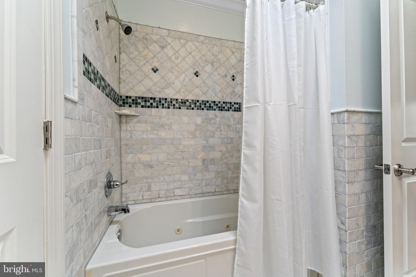 1530 15TH ST NW, WASHINGTON, District Of Columbia 20005, 4 Bedrooms Bedrooms, ,3 BathroomsBathrooms,Residential,For sale,1530 15TH ST NW,DCDC2207042 MLS # DCDC2207042