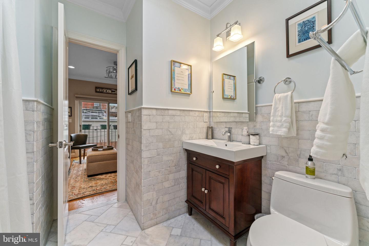 1530 15TH ST NW, WASHINGTON, District Of Columbia 20005, 4 Bedrooms Bedrooms, ,3 BathroomsBathrooms,Residential,For sale,1530 15TH ST NW,DCDC2207042 MLS # DCDC2207042