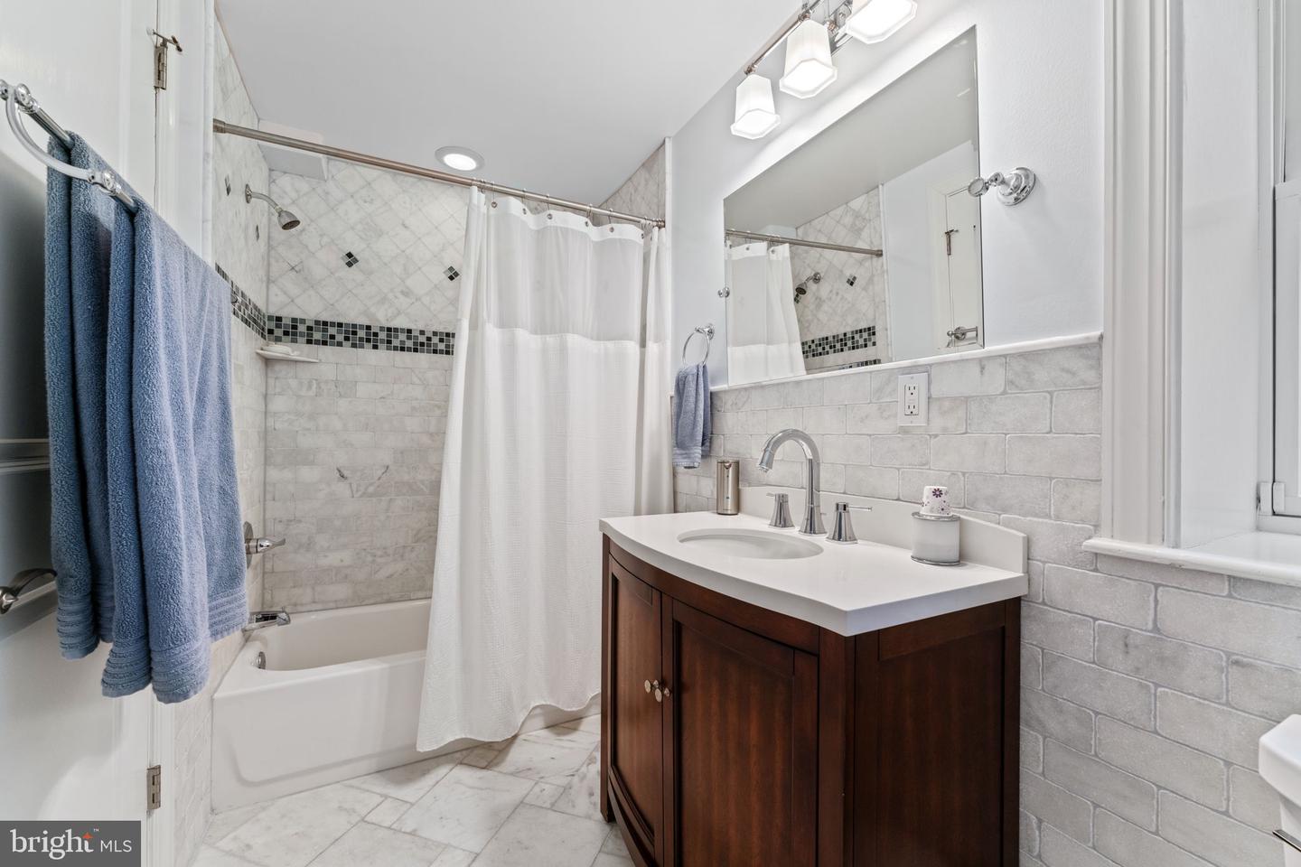 1530 15TH ST NW, WASHINGTON, District Of Columbia 20005, 4 Bedrooms Bedrooms, ,3 BathroomsBathrooms,Residential,For sale,1530 15TH ST NW,DCDC2207042 MLS # DCDC2207042