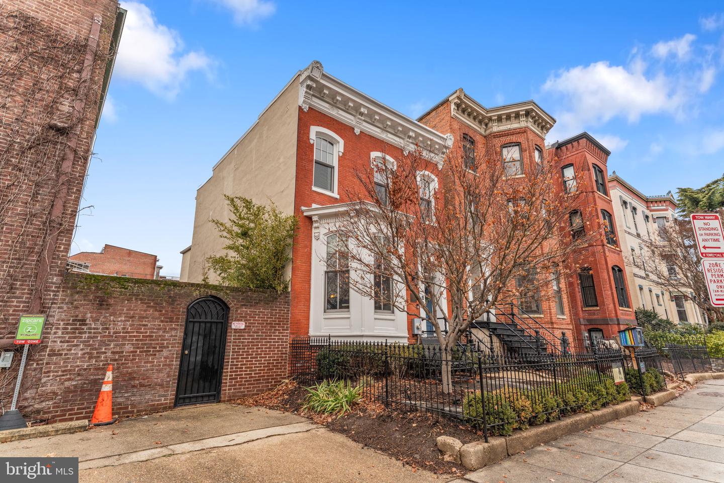 1530 15TH ST NW, WASHINGTON, District Of Columbia 20005, 4 Bedrooms Bedrooms, ,3 BathroomsBathrooms,Residential,For sale,1530 15TH ST NW,DCDC2207042 MLS # DCDC2207042