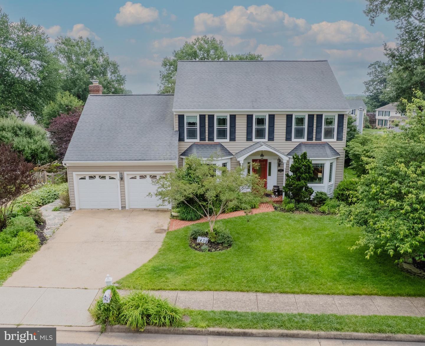 1439 MILLIKENS BEND RD, HERNDON, Virginia 20170, 4 Bedrooms Bedrooms, ,3 BathroomsBathrooms,Residential,For sale,1439 MILLIKENS BEND RD,VAFX2249462 MLS # VAFX2249462