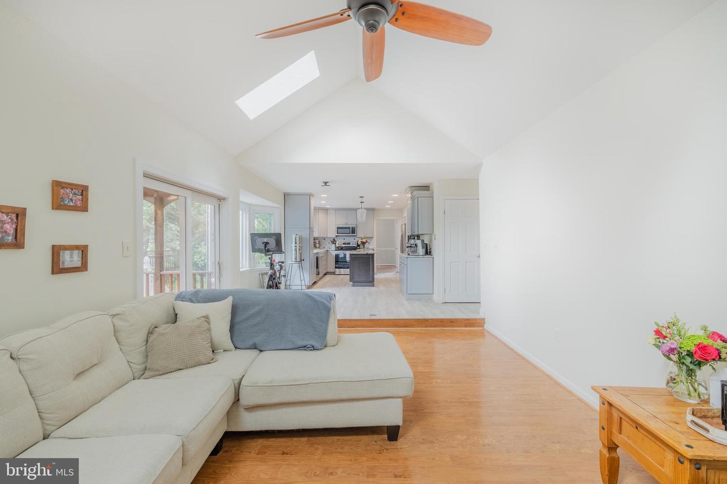 1439 MILLIKENS BEND RD, HERNDON, Virginia 20170, 4 Bedrooms Bedrooms, ,3 BathroomsBathrooms,Residential,For sale,1439 MILLIKENS BEND RD,VAFX2249462 MLS # VAFX2249462