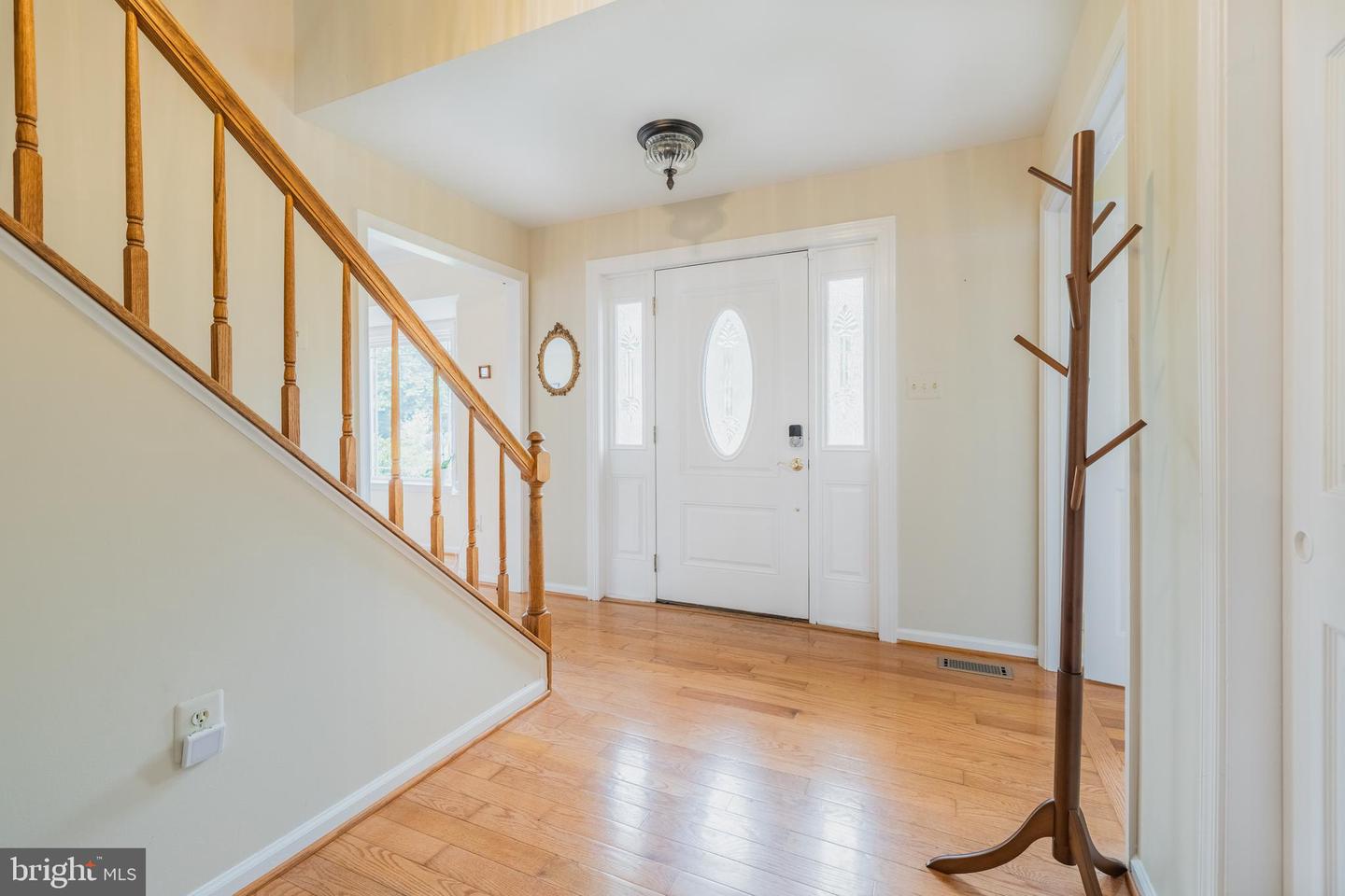 1439 MILLIKENS BEND RD, HERNDON, Virginia 20170, 4 Bedrooms Bedrooms, ,3 BathroomsBathrooms,Residential,For sale,1439 MILLIKENS BEND RD,VAFX2249462 MLS # VAFX2249462
