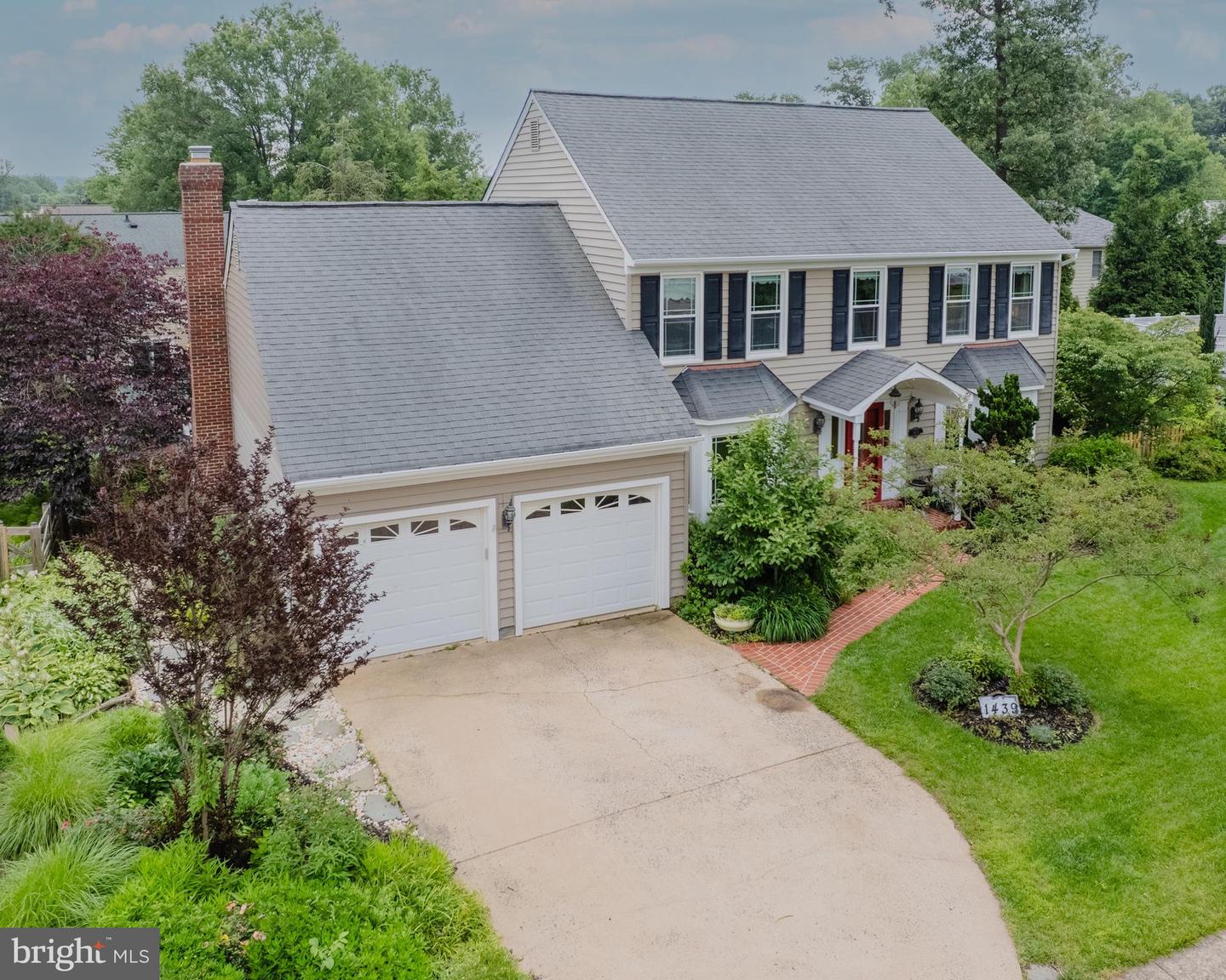 1439 MILLIKENS BEND RD, HERNDON, Virginia 20170, 4 Bedrooms Bedrooms, ,3 BathroomsBathrooms,Residential,For sale,1439 MILLIKENS BEND RD,VAFX2249462 MLS # VAFX2249462