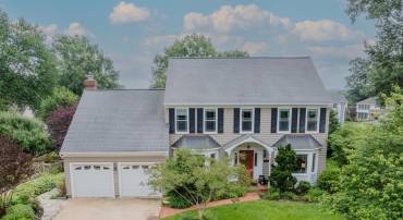 1439 MILLIKENS BEND RD, HERNDON, Virginia 20170, 4 Bedrooms Bedrooms, ,3 BathroomsBathrooms,Residential,For sale,1439 MILLIKENS BEND RD,VAFX2249462 MLS # VAFX2249462