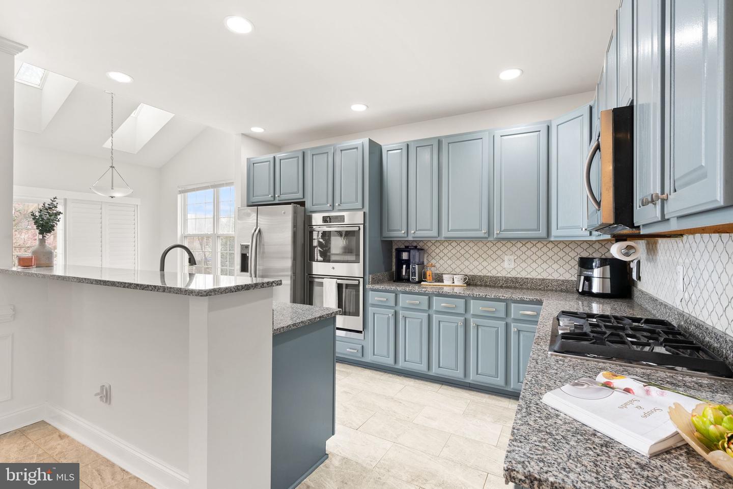 6253 SIBEL PL, ALEXANDRIA, Virginia 22310, 5 Bedrooms Bedrooms, ,4 BathroomsBathrooms,Residential,For sale,6253 SIBEL PL,VAFX2220530 MLS # VAFX2220530