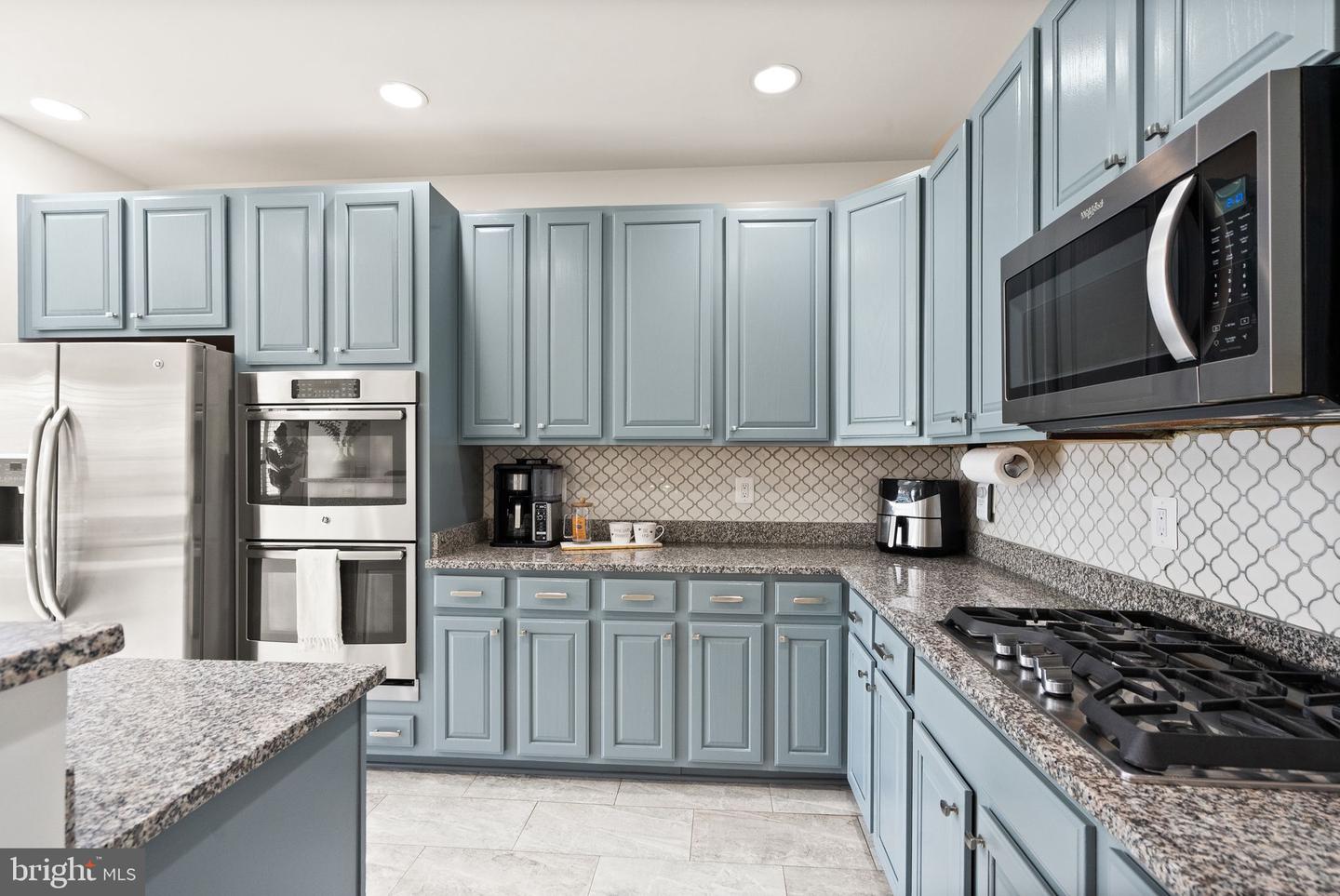 6253 SIBEL PL, ALEXANDRIA, Virginia 22310, 5 Bedrooms Bedrooms, ,4 BathroomsBathrooms,Residential,For sale,6253 SIBEL PL,VAFX2220530 MLS # VAFX2220530