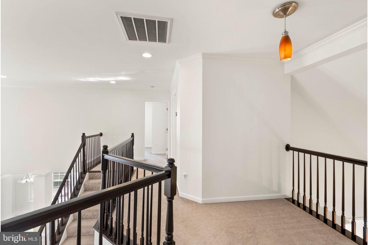 6253 SIBEL PL, ALEXANDRIA, Virginia 22310, 5 Bedrooms Bedrooms, ,4 BathroomsBathrooms,Residential,For sale,6253 SIBEL PL,VAFX2220530 MLS # VAFX2220530