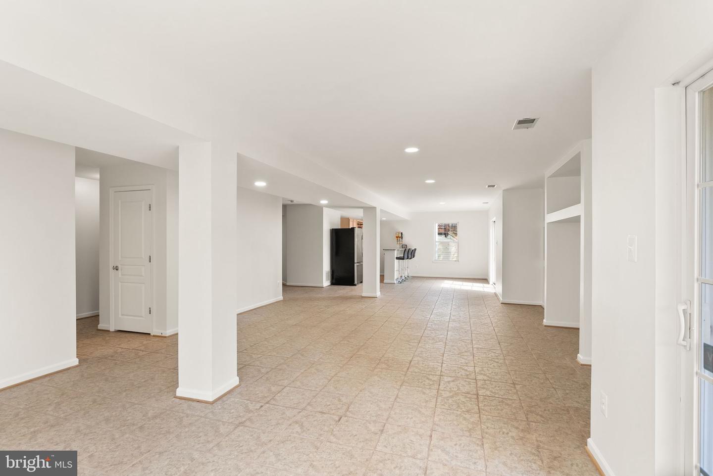 6253 SIBEL PL, ALEXANDRIA, Virginia 22310, 5 Bedrooms Bedrooms, ,4 BathroomsBathrooms,Residential,For sale,6253 SIBEL PL,VAFX2220530 MLS # VAFX2220530
