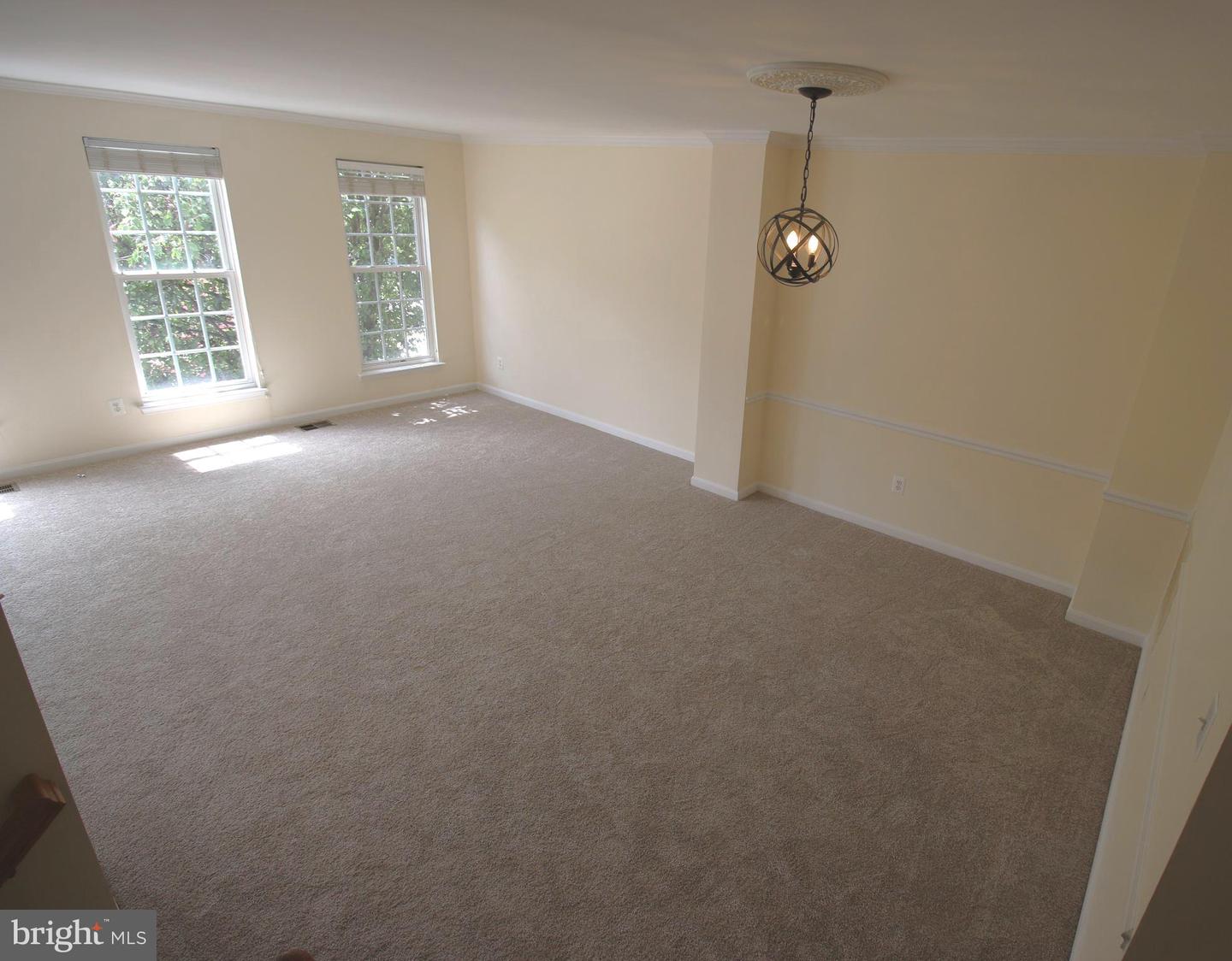 26071 NIMBLETON SQ, CHANTILLY, Virginia 20152, 3 Bedrooms Bedrooms, ,2 BathroomsBathrooms,Residential,For sale,26071 NIMBLETON SQ,VALO2088120 MLS # VALO2088120