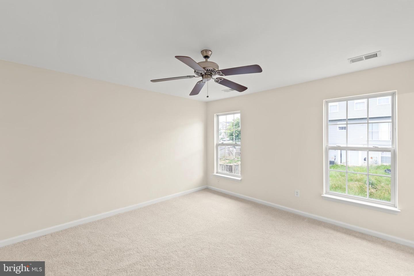 105 CANNON CT, STRASBURG, Virginia 22657, 4 Bedrooms Bedrooms, ,3 BathroomsBathrooms,Residential,For sale,105 CANNON CT,VASH2010892 MLS # VASH2010892