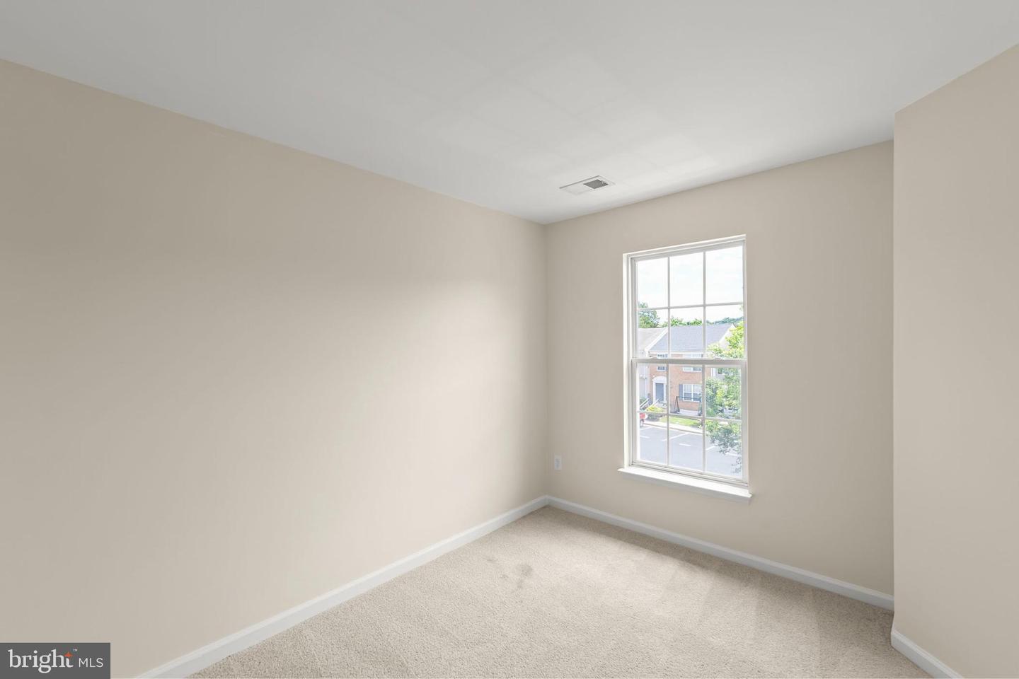 105 CANNON CT, STRASBURG, Virginia 22657, 4 Bedrooms Bedrooms, ,3 BathroomsBathrooms,Residential,For sale,105 CANNON CT,VASH2010892 MLS # VASH2010892