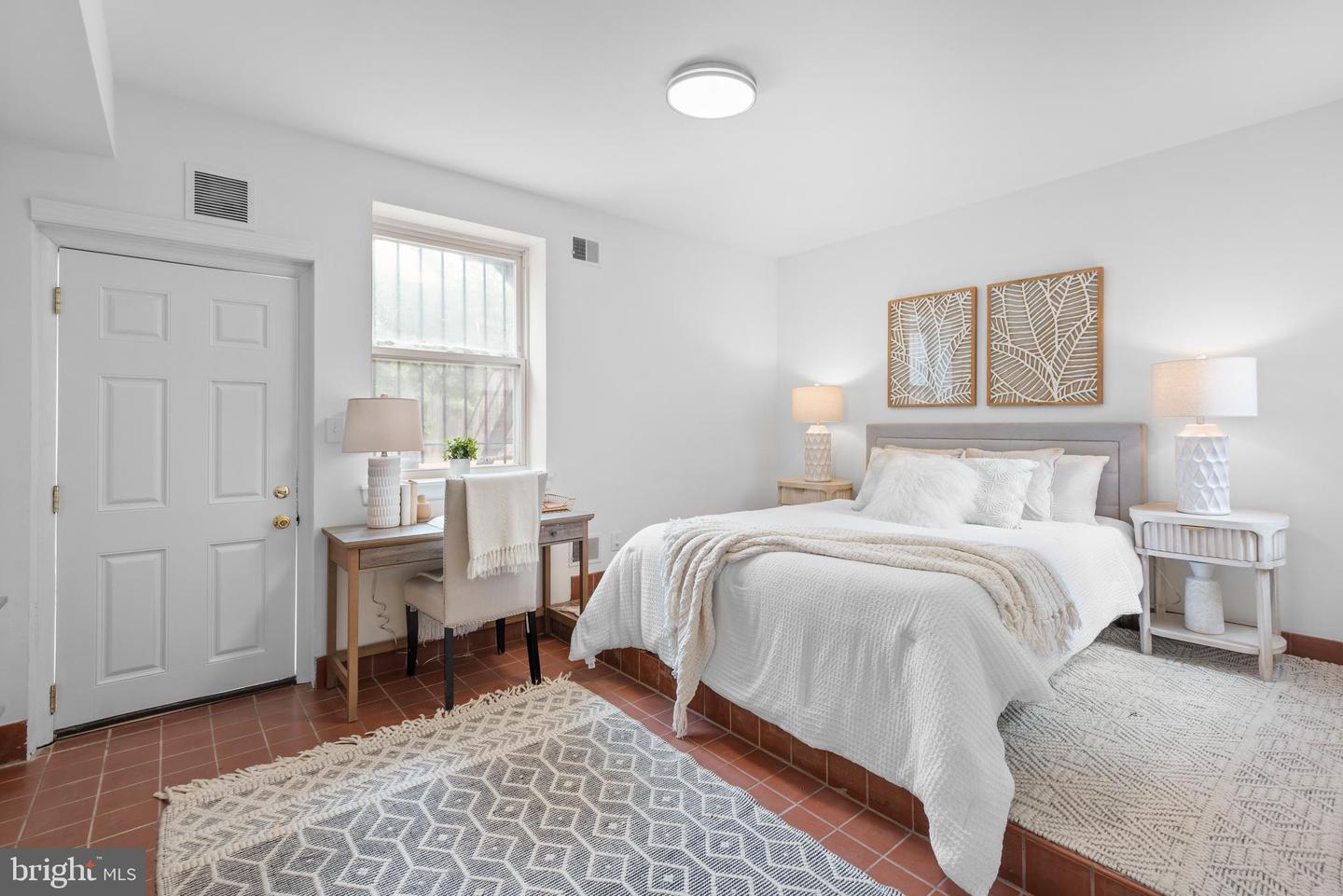 1773 SWANN ST NW, WASHINGTON, District Of Columbia 20009, 2 Bedrooms Bedrooms, ,2 BathroomsBathrooms,Residential,For sale,1773 SWANN ST NW,DCDC2194438 MLS # DCDC2194438