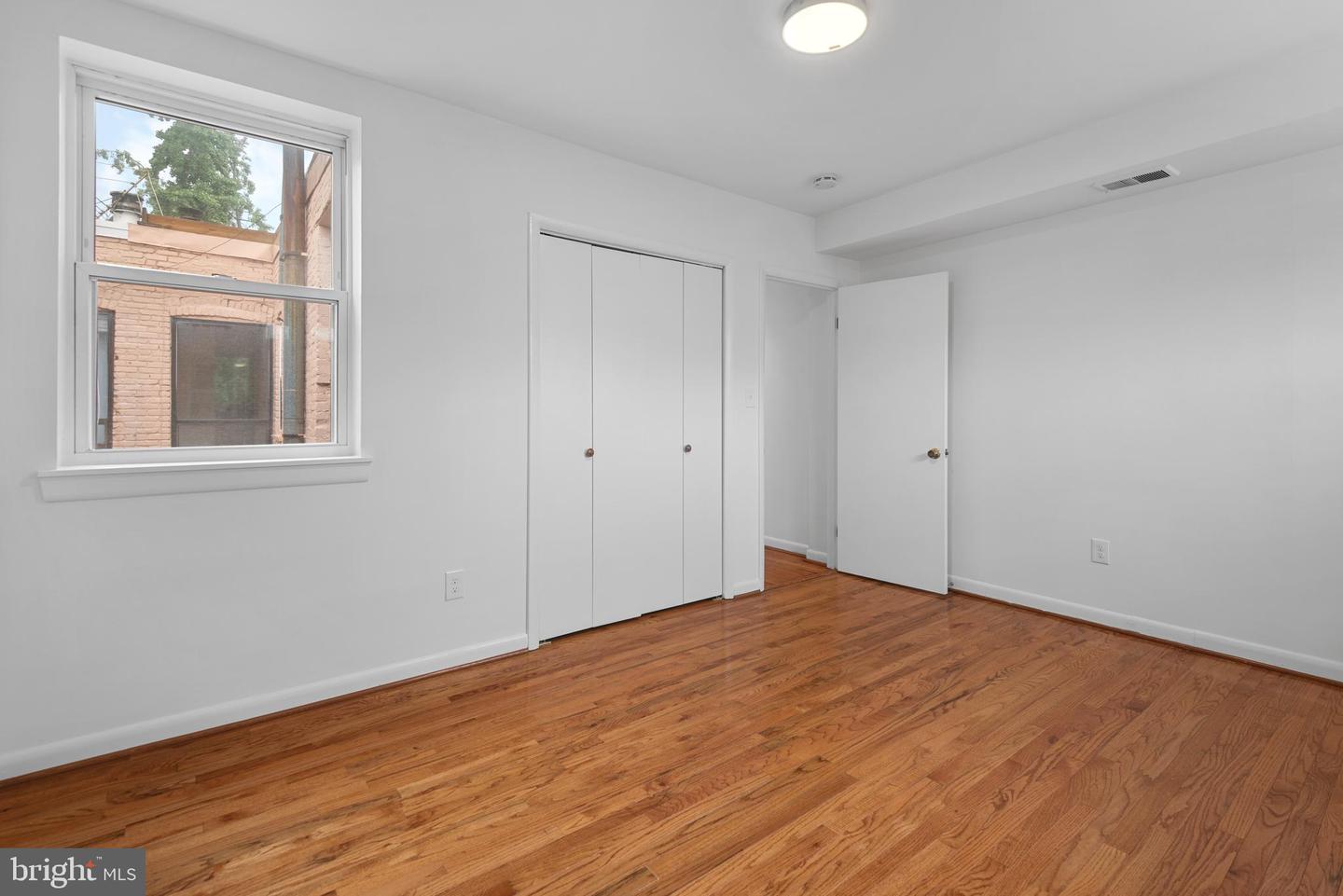1773 SWANN ST NW, WASHINGTON, District Of Columbia 20009, 2 Bedrooms Bedrooms, ,2 BathroomsBathrooms,Residential,For sale,1773 SWANN ST NW,DCDC2194438 MLS # DCDC2194438