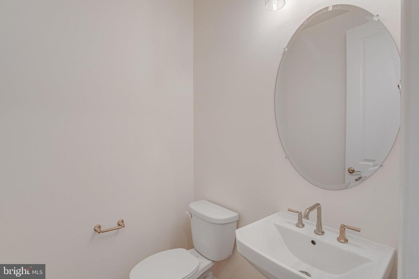 229 CAMWOOD CT, FREDERICKSBURG, Virginia 22405, 4 Bedrooms Bedrooms, ,2 BathroomsBathrooms,Residential,For sale,229 CAMWOOD CT,VAST2037674 MLS # VAST2037674