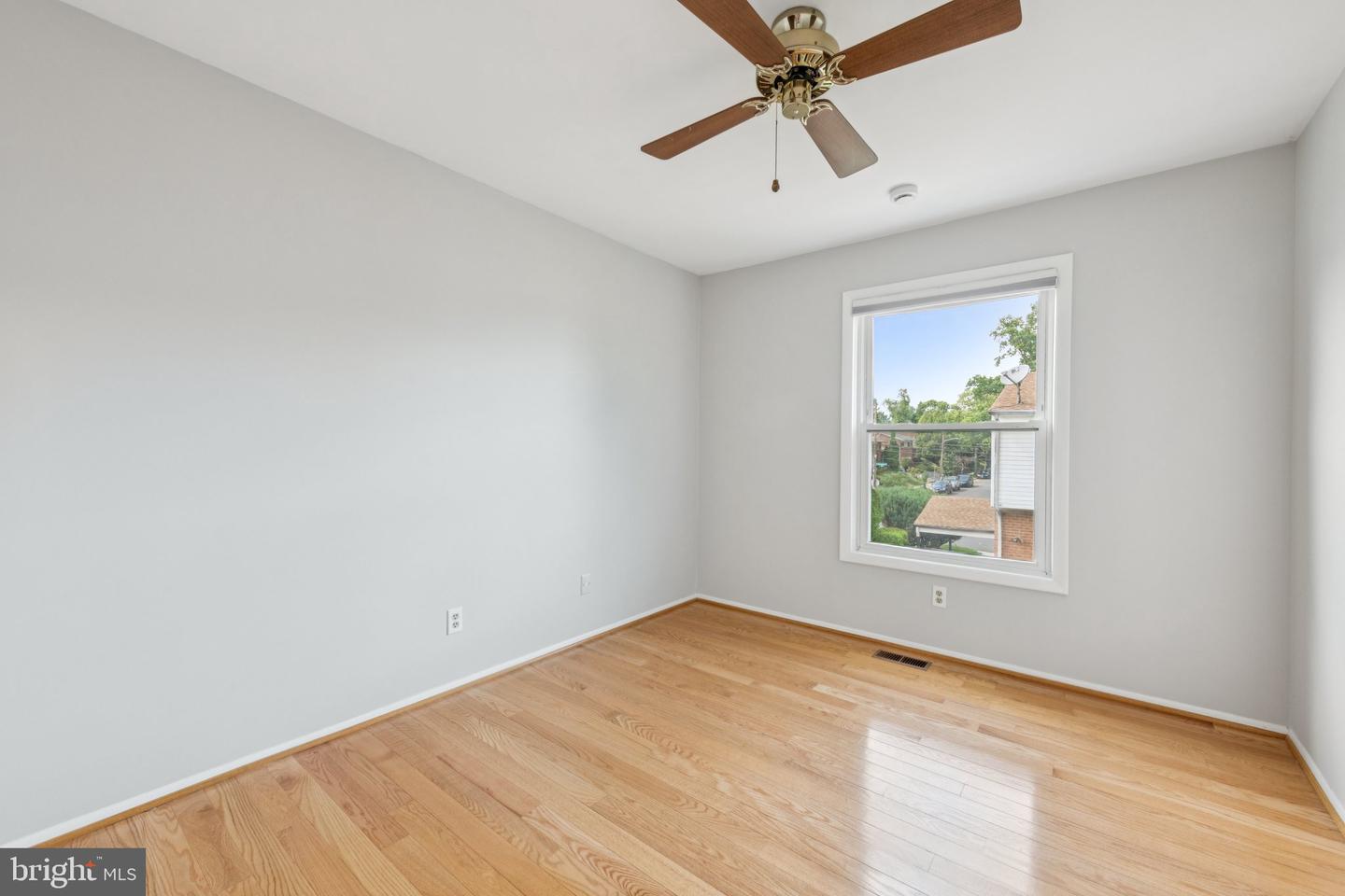 809 FLORAL PL NW, WASHINGTON, District Of Columbia 20012, 3 Bedrooms Bedrooms, ,2 BathroomsBathrooms,Residential,For sale,809 FLORAL PL NW,DCDC2195488 MLS # DCDC2195488