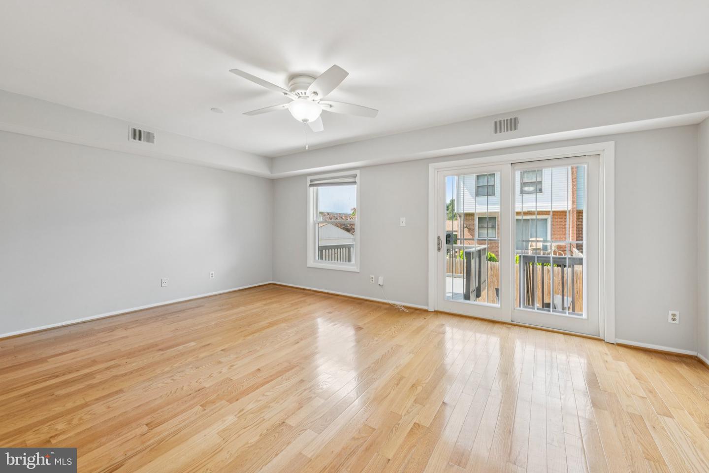 809 FLORAL PL NW, WASHINGTON, District Of Columbia 20012, 3 Bedrooms Bedrooms, ,2 BathroomsBathrooms,Residential,For sale,809 FLORAL PL NW,DCDC2195488 MLS # DCDC2195488