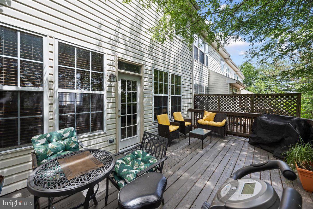 4127 DALLAS HUTCHISON ST, CHANTILLY, Virginia 20151, 3 Bedrooms Bedrooms, ,3 BathroomsBathrooms,Residential,For sale,4127 DALLAS HUTCHISON ST,VAFX2236064 MLS # VAFX2236064