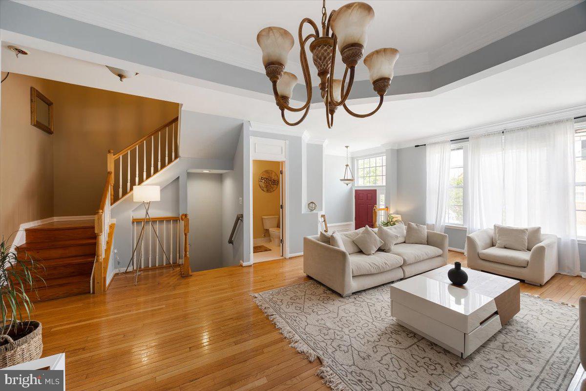 4127 DALLAS HUTCHISON ST, CHANTILLY, Virginia 20151, 3 Bedrooms Bedrooms, ,3 BathroomsBathrooms,Residential,For sale,4127 DALLAS HUTCHISON ST,VAFX2236064 MLS # VAFX2236064