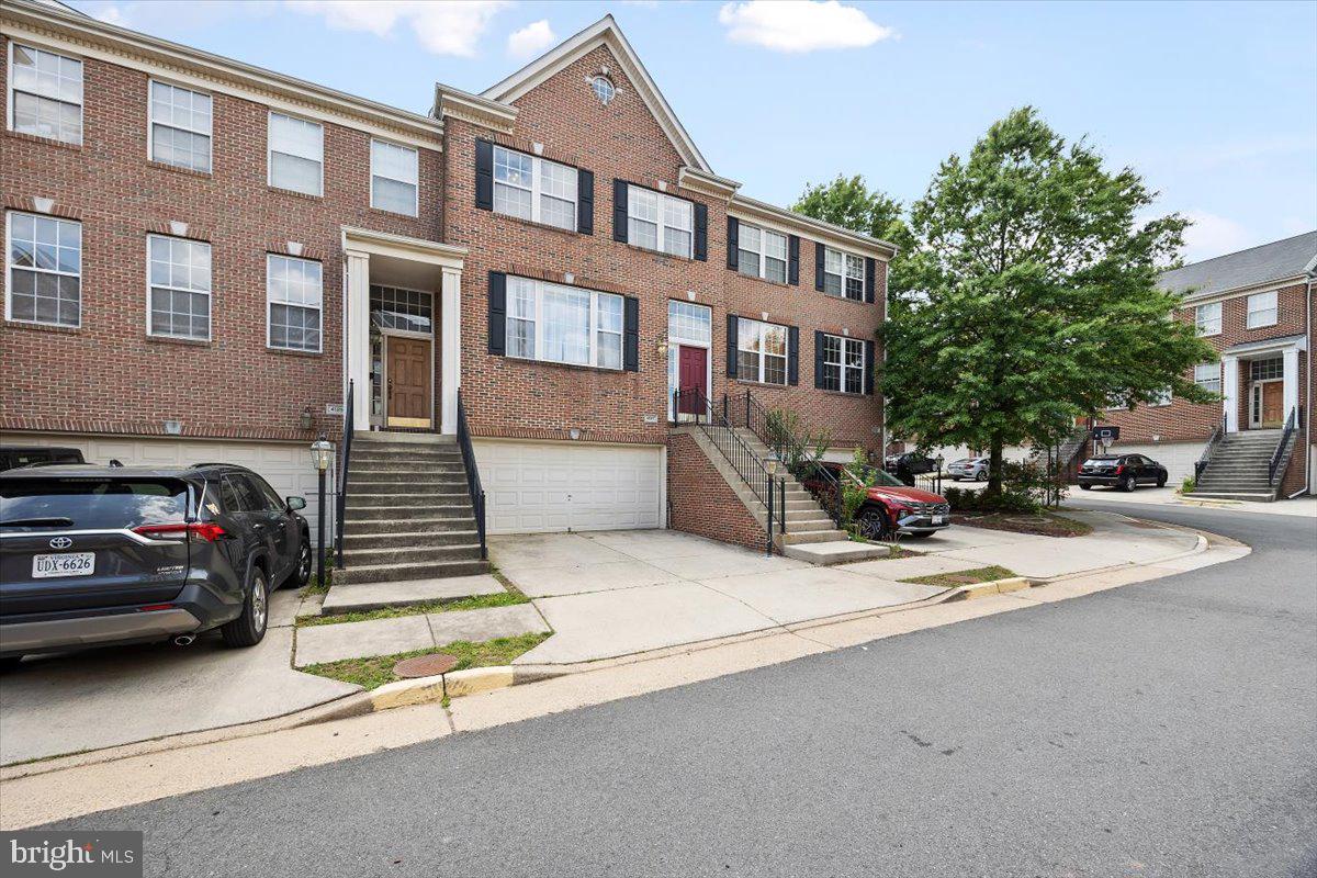 4127 DALLAS HUTCHISON ST, CHANTILLY, Virginia 20151, 3 Bedrooms Bedrooms, ,3 BathroomsBathrooms,Residential,For sale,4127 DALLAS HUTCHISON ST,VAFX2236064 MLS # VAFX2236064