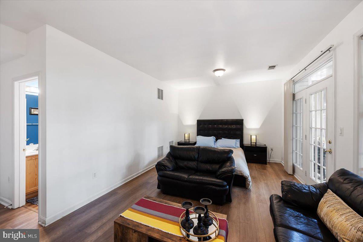 4127 DALLAS HUTCHISON ST, CHANTILLY, Virginia 20151, 3 Bedrooms Bedrooms, ,3 BathroomsBathrooms,Residential,For sale,4127 DALLAS HUTCHISON ST,VAFX2236064 MLS # VAFX2236064