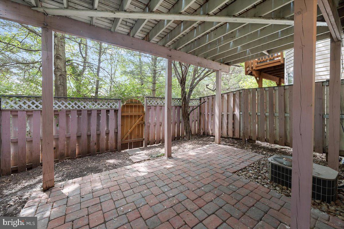 4127 DALLAS HUTCHISON ST, CHANTILLY, Virginia 20151, 3 Bedrooms Bedrooms, ,3 BathroomsBathrooms,Residential,For sale,4127 DALLAS HUTCHISON ST,VAFX2236064 MLS # VAFX2236064