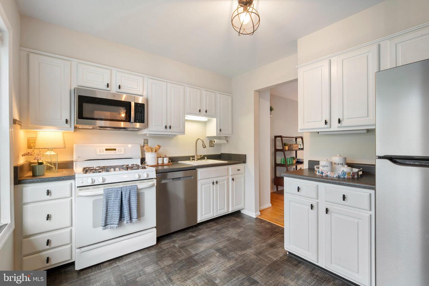 2759 CARTER FARM CT, ALEXANDRIA, Virginia 22306, 4 Bedrooms Bedrooms, ,3 BathroomsBathrooms,Residential,For sale,2759 CARTER FARM CT,VAFX2237748 MLS # VAFX2237748