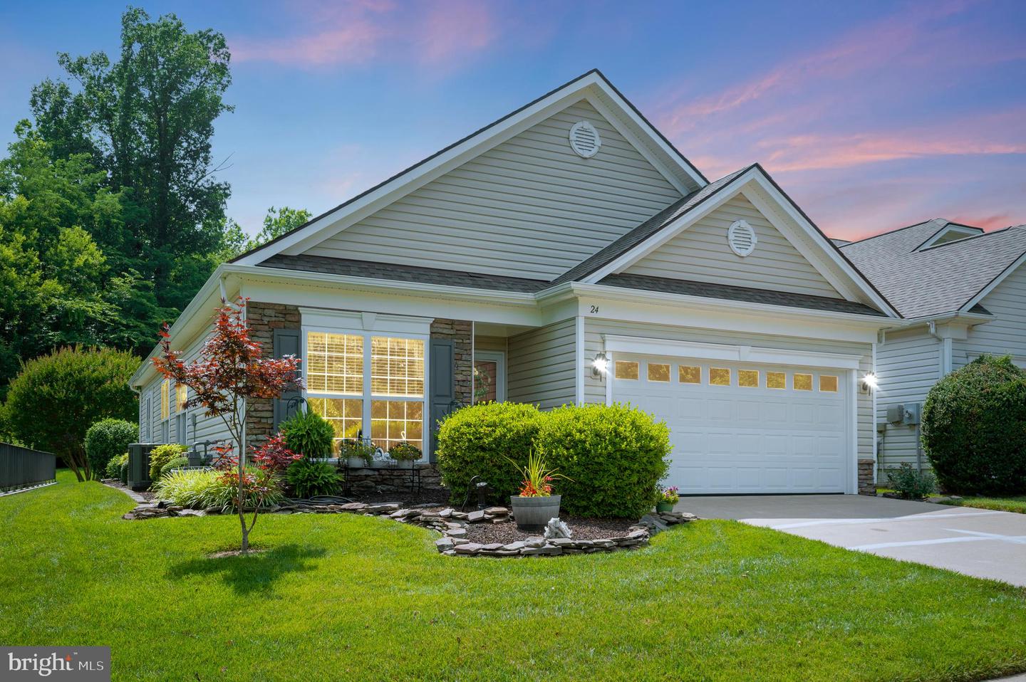 24 SMITHFIELD WAY, FREDERICKSBURG, Virginia 22406, 2 Bedrooms Bedrooms, ,2 BathroomsBathrooms,Residential,For sale,24 SMITHFIELD WAY,VAST2038770 MLS # VAST2038770