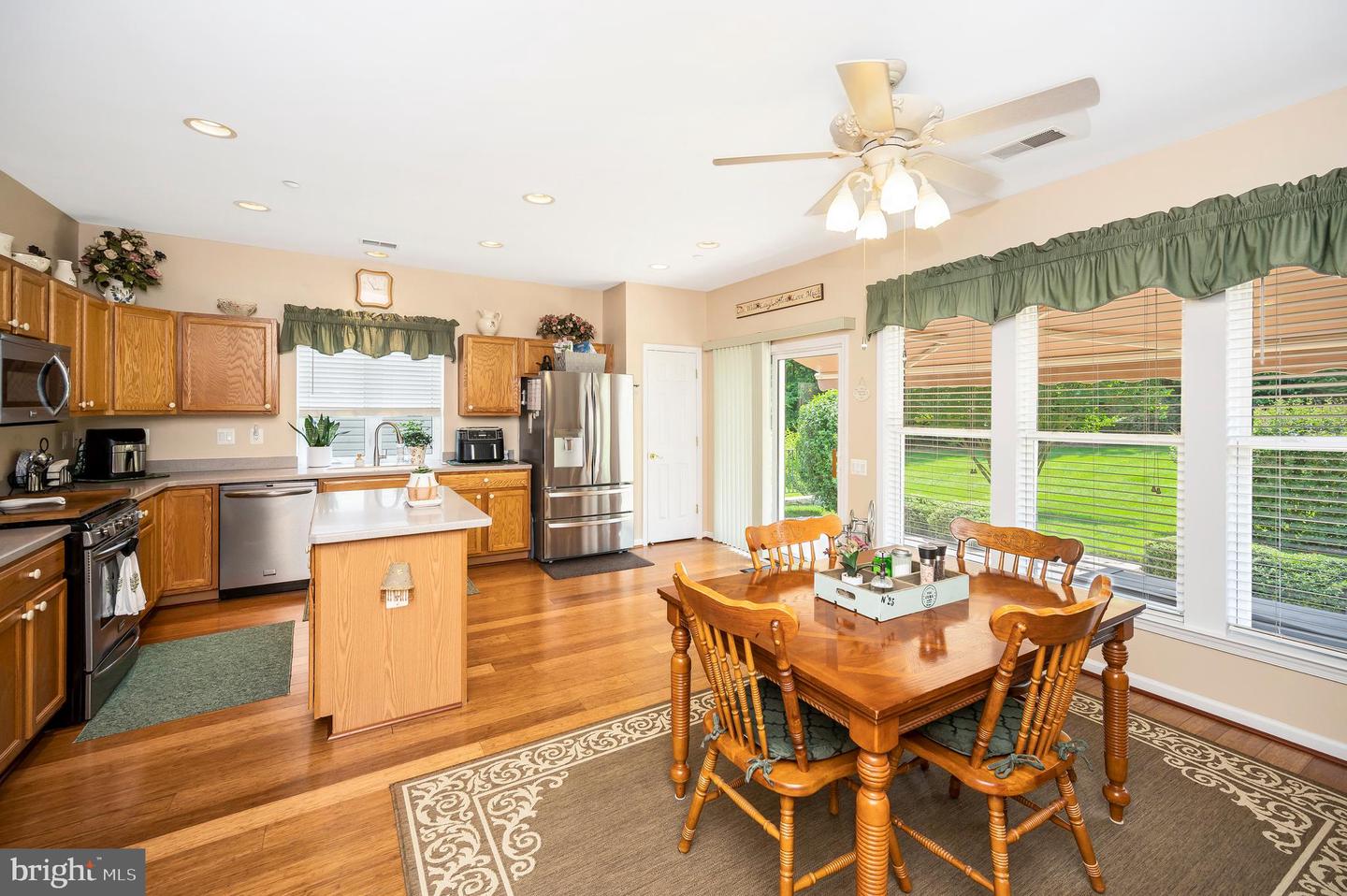 24 SMITHFIELD WAY, FREDERICKSBURG, Virginia 22406, 2 Bedrooms Bedrooms, ,2 BathroomsBathrooms,Residential,For sale,24 SMITHFIELD WAY,VAST2038770 MLS # VAST2038770