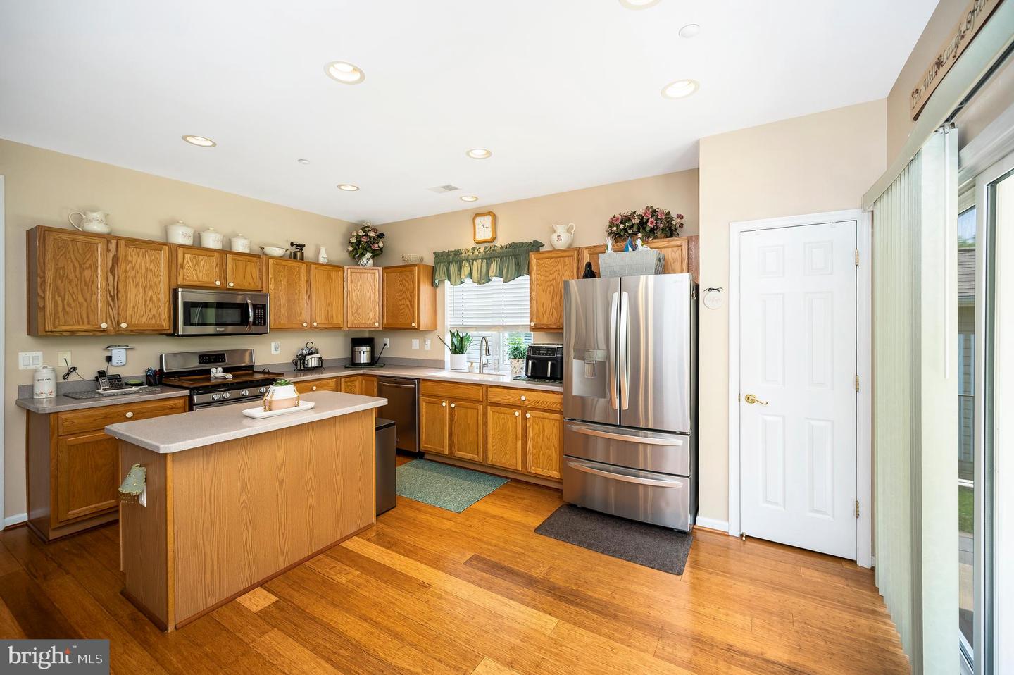 24 SMITHFIELD WAY, FREDERICKSBURG, Virginia 22406, 2 Bedrooms Bedrooms, ,2 BathroomsBathrooms,Residential,For sale,24 SMITHFIELD WAY,VAST2038770 MLS # VAST2038770