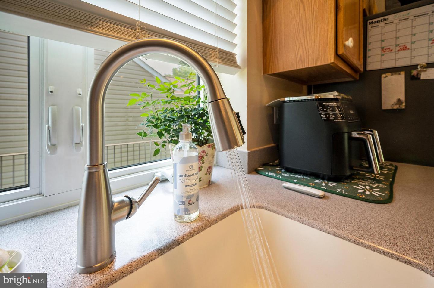24 SMITHFIELD WAY, FREDERICKSBURG, Virginia 22406, 2 Bedrooms Bedrooms, ,2 BathroomsBathrooms,Residential,For sale,24 SMITHFIELD WAY,VAST2038770 MLS # VAST2038770