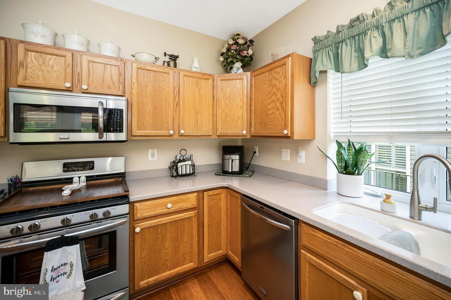 24 SMITHFIELD WAY, FREDERICKSBURG, Virginia 22406, 2 Bedrooms Bedrooms, ,2 BathroomsBathrooms,Residential,For sale,24 SMITHFIELD WAY,VAST2038770 MLS # VAST2038770