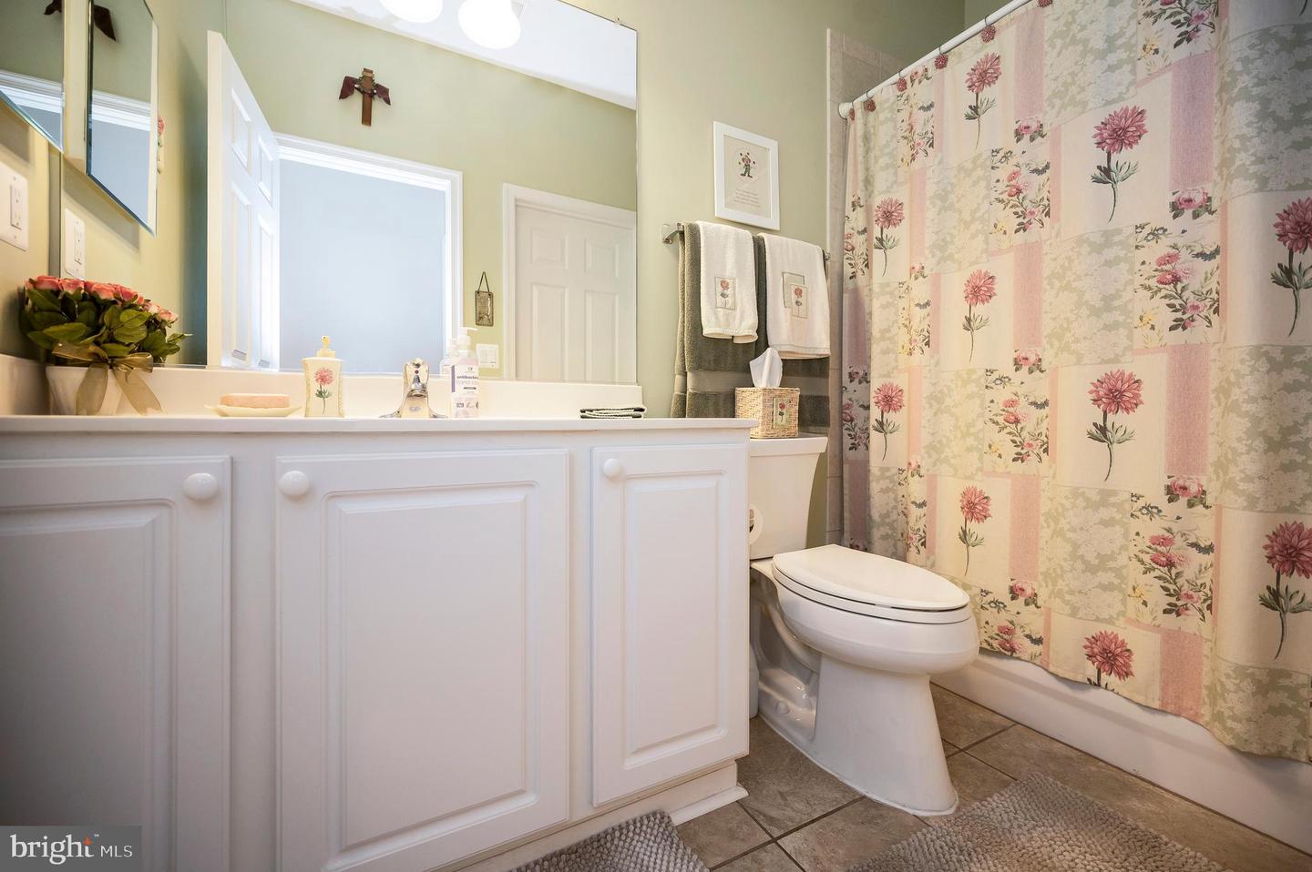 24 SMITHFIELD WAY, FREDERICKSBURG, Virginia 22406, 2 Bedrooms Bedrooms, ,2 BathroomsBathrooms,Residential,For sale,24 SMITHFIELD WAY,VAST2038770 MLS # VAST2038770