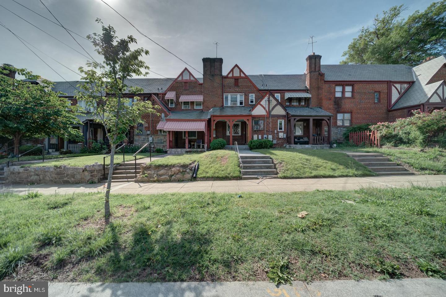 5128 NEW HAMPSHIRE AVE NW, WASHINGTON, District Of Columbia 20011, 3 Bedrooms Bedrooms, ,3 BathroomsBathrooms,Residential,For sale,5128 NEW HAMPSHIRE AVE NW,DCDC2200330 MLS # DCDC2200330