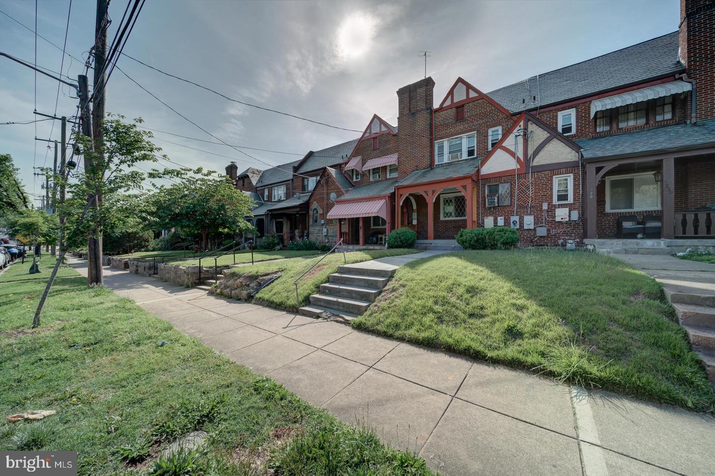 5128 NEW HAMPSHIRE AVE NW, WASHINGTON, District Of Columbia 20011, 3 Bedrooms Bedrooms, ,3 BathroomsBathrooms,Residential,For sale,5128 NEW HAMPSHIRE AVE NW,DCDC2200330 MLS # DCDC2200330