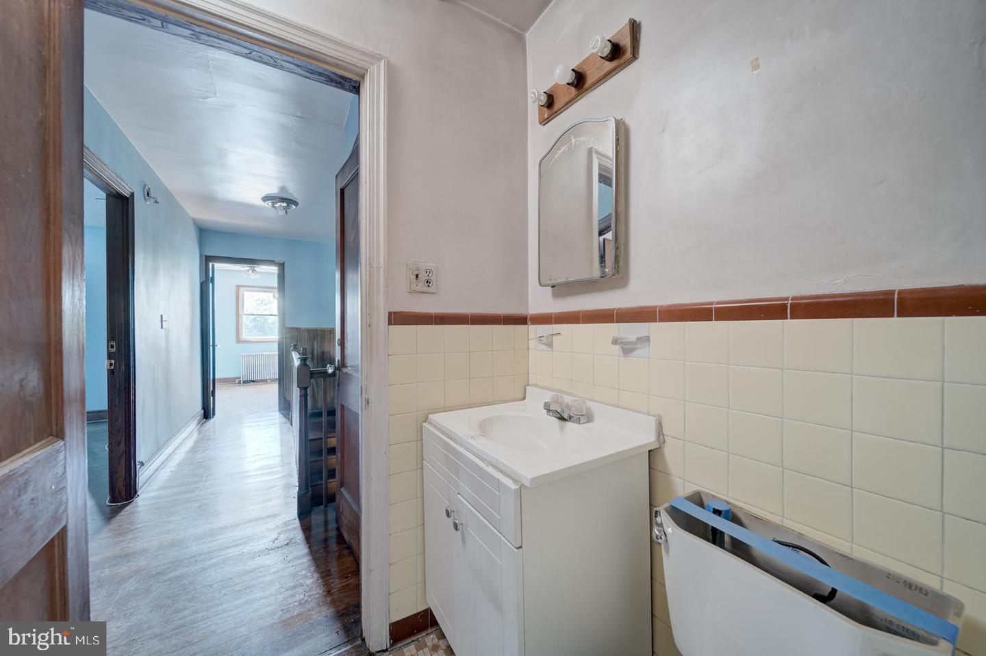 5128 NEW HAMPSHIRE AVE NW, WASHINGTON, District Of Columbia 20011, 3 Bedrooms Bedrooms, ,3 BathroomsBathrooms,Residential,For sale,5128 NEW HAMPSHIRE AVE NW,DCDC2200330 MLS # DCDC2200330