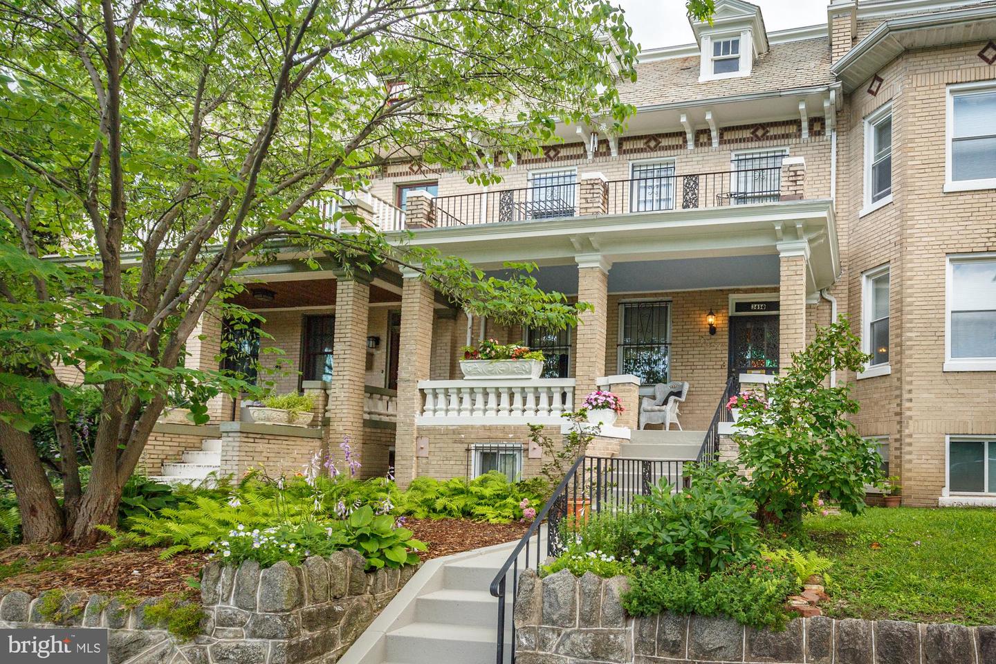 3650 PARK PL NW, WASHINGTON, District Of Columbia 20010, 4 Bedrooms Bedrooms, ,2 BathroomsBathrooms,Residential,For sale,3650 PARK PL NW,DCDC2200362 MLS # DCDC2200362