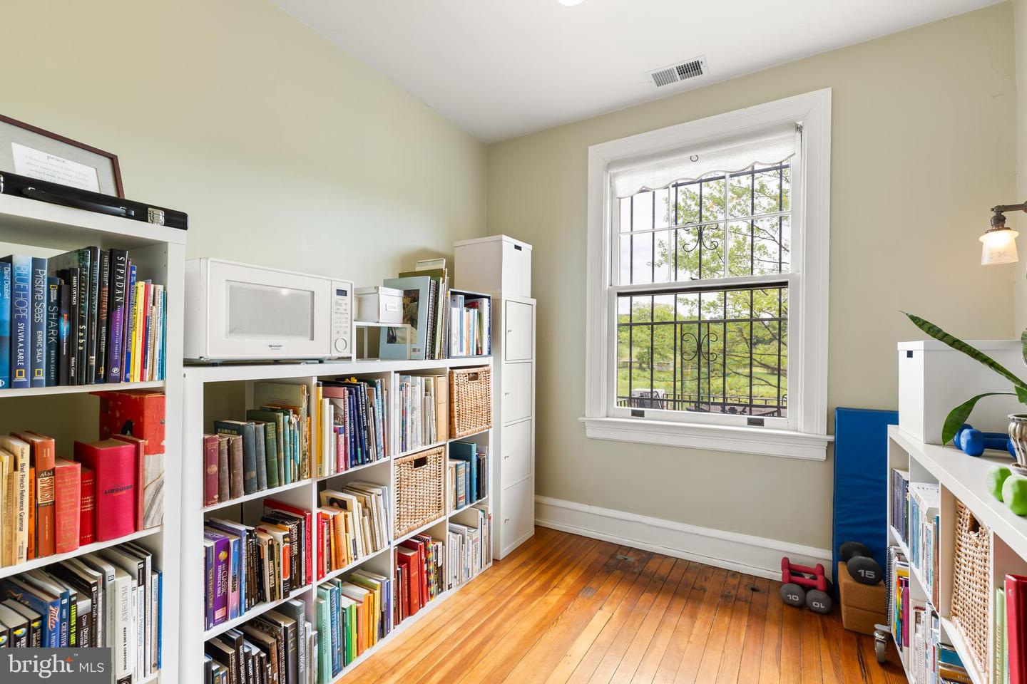 3650 PARK PL NW, WASHINGTON, District Of Columbia 20010, 4 Bedrooms Bedrooms, ,2 BathroomsBathrooms,Residential,For sale,3650 PARK PL NW,DCDC2200362 MLS # DCDC2200362