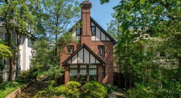 3419 LOWELL ST NW, WASHINGTON, District Of Columbia 20016, 5 Bedrooms Bedrooms, ,4 BathroomsBathrooms,Residential,For sale,3419 LOWELL ST NW,DCDC2201548 MLS # DCDC2201548