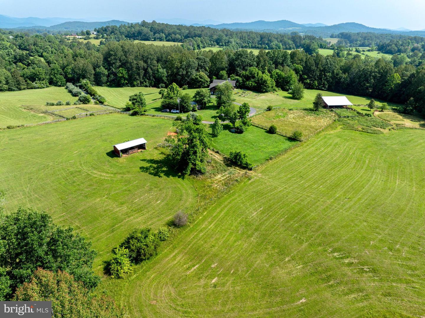 2250 EMERALD HILL RD, SPERRYVILLE, Virginia 22740, 3 Bedrooms Bedrooms, ,2 BathroomsBathrooms,Residential,For sale,2250 EMERALD HILL RD,VACU2010656 MLS # VACU2010656