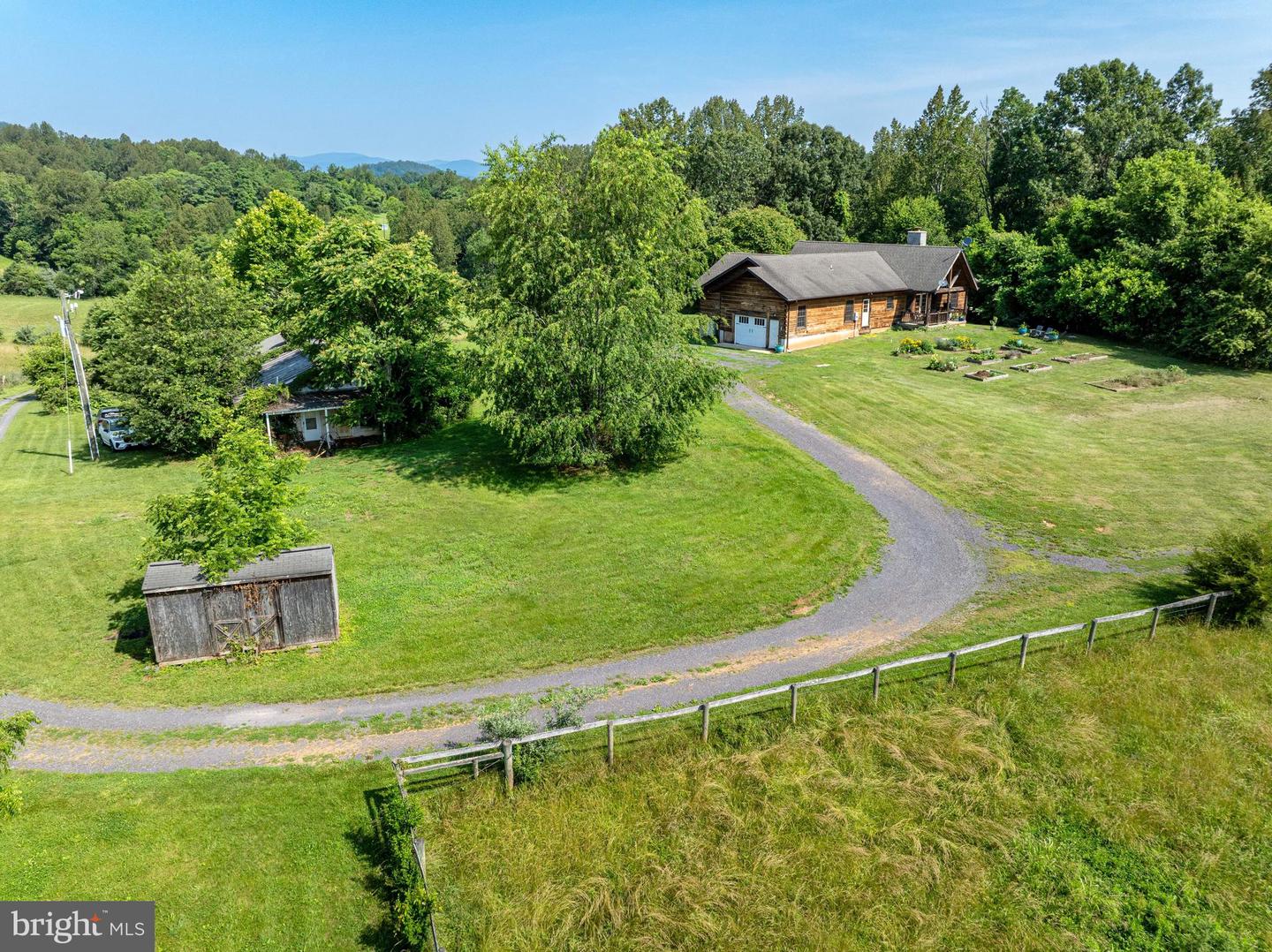 2250 EMERALD HILL RD, SPERRYVILLE, Virginia 22740, 3 Bedrooms Bedrooms, ,2 BathroomsBathrooms,Residential,For sale,2250 EMERALD HILL RD,VACU2010656 MLS # VACU2010656